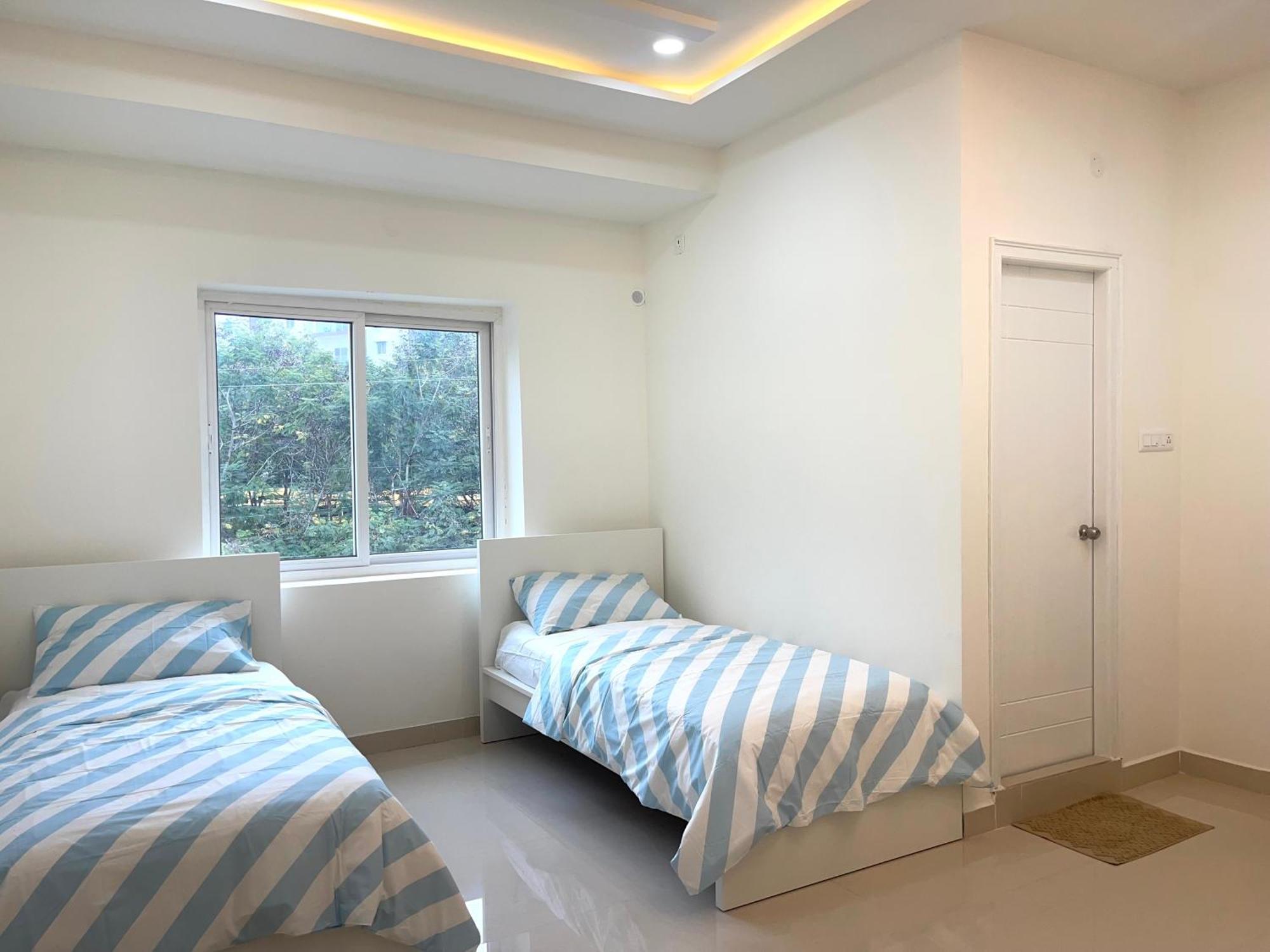 Neocon Suites Hyderabad Exterior foto