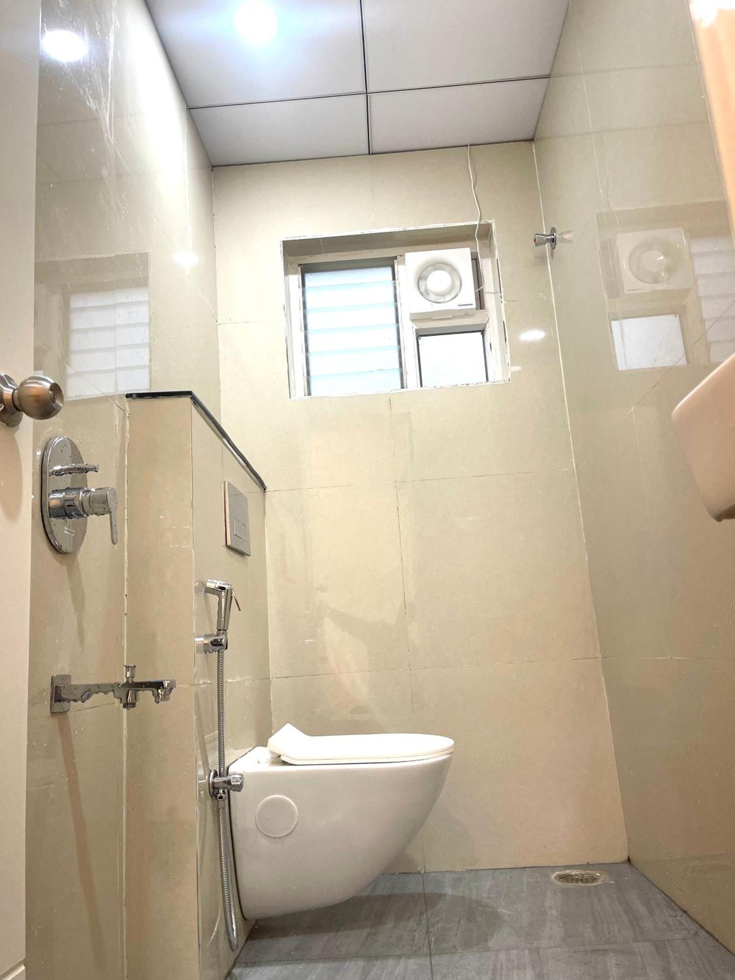 Neocon Suites Hyderabad Exterior foto